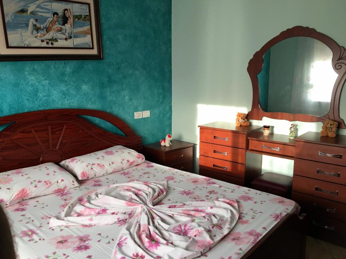 Comfortable Apartment Next To The Beach ドゥラス エクステリア 写真