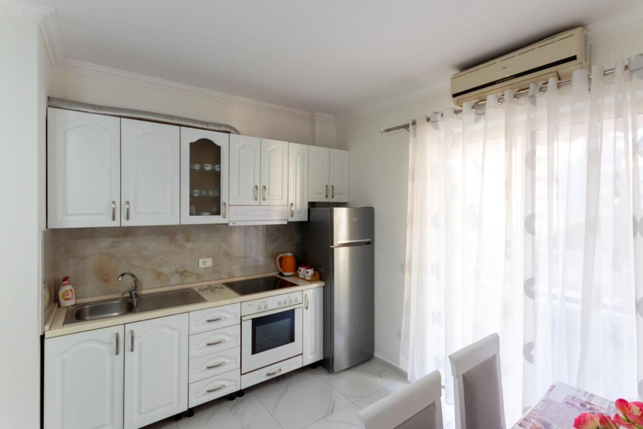 Comfortable Apartment Next To The Beach ドゥラス エクステリア 写真