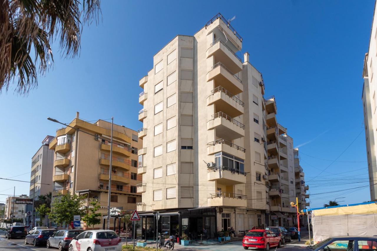 Comfortable Apartment Next To The Beach ドゥラス エクステリア 写真