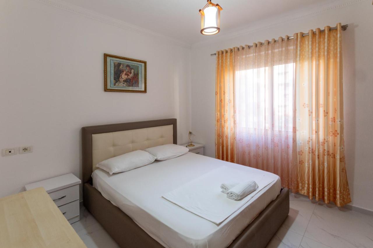 Comfortable Apartment Next To The Beach ドゥラス エクステリア 写真